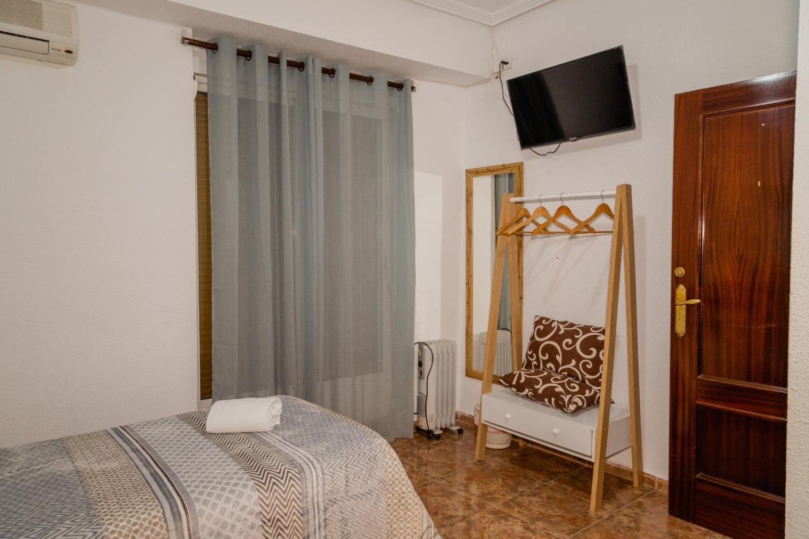 Pension La Florida 19 Jaén Екстериор снимка